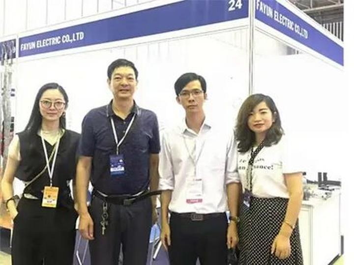 Chuyên gia Hotspot Matrix phân tích: Chiếc quần